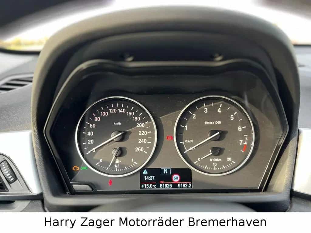 BMW X1 sDrive 18 i Advantage AHK SHZ 01/2018-photo-5