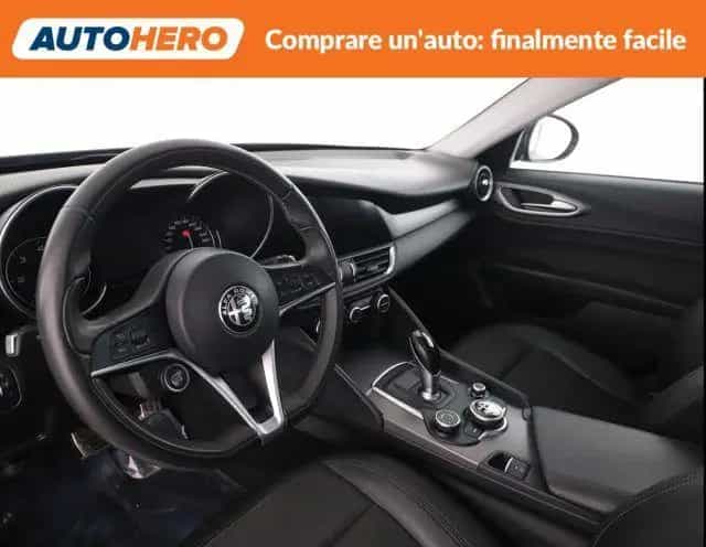 Alfa Romeo Giulia ROMEO Giulia 2.2 Turbodiesel 180 CV AT8 Sup 06/2017-photo-6
