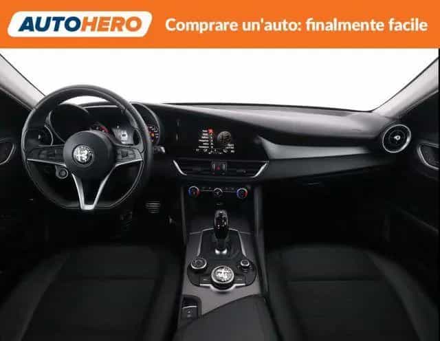 Alfa Romeo Giulia ROMEO Giulia 2.2 Turbodiesel 180 CV AT8 Sup 06/2017-photo-7