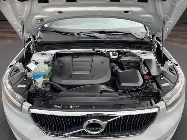 Volvo XC40 T2 2WD *Momentum Pro*Navi+CarPlay+RFK+Stzhz 07/2020-photo-16
