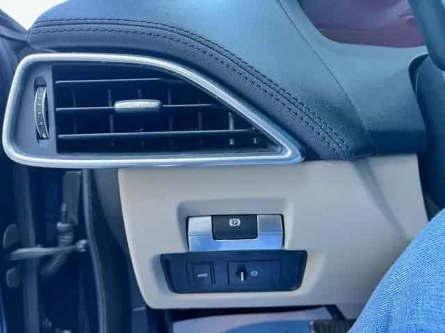 Jaguar XE XE 2.0 D 180 CV aut. Prestige 08/2019-photo-8