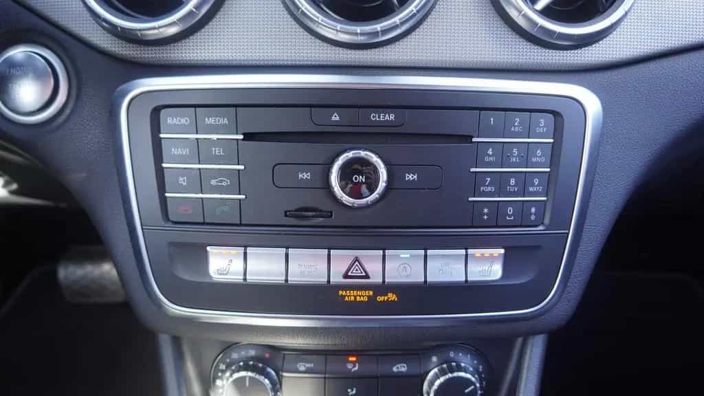 Mercedes-Benz CLA-Class 180 Shooting Brake LED Navi Kamera Tempomat 02/2019-photo-20