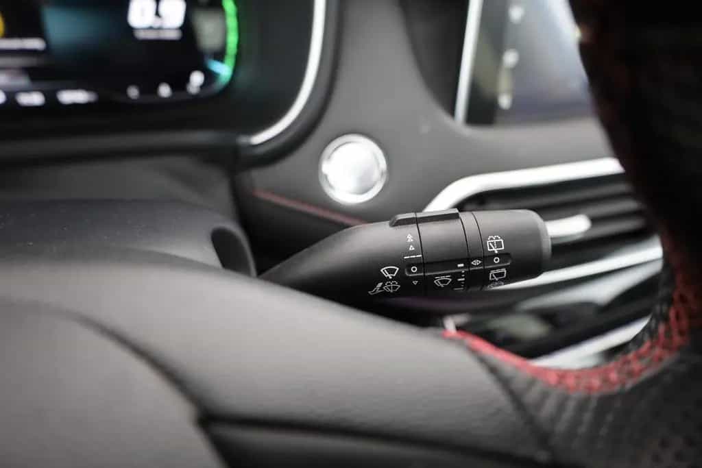 MG HS 1.5 T-GDI Luxury Aut. LED ACC Navi 360° Pano 12/2023-photo-19