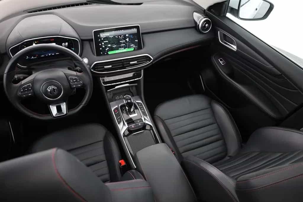 MG HS 1.5 T-GDI Luxury Aut. LED ACC Navi 360° Pano 12/2023-photo-28