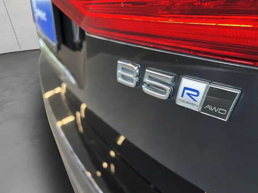 Volvo XC60 B5 AWD R-Design Aut 360° PilotAssist BLIS 1 02/2020-photo-27
