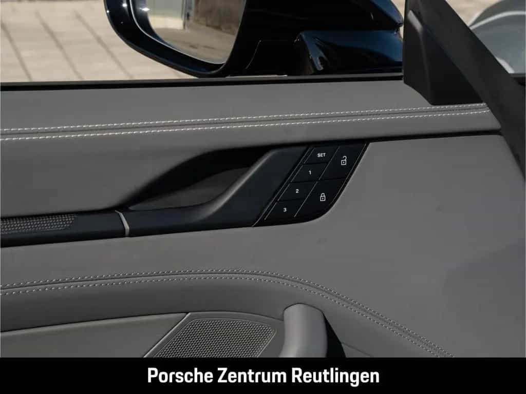 Porsche 992 911 Carrera 4 GTS Cabriolet Liftsystem-VA 05/2023-photo-17