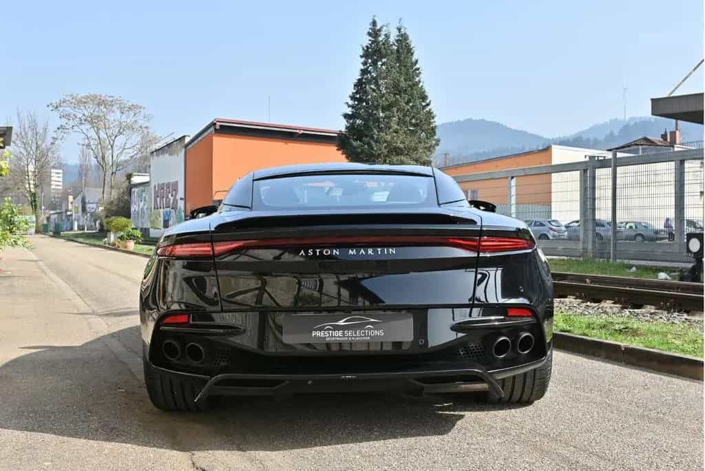 Aston Martin DBS /Carbonpaket Innen&Außen/SH&SL/1a/1.HD 04/2019-photo-29