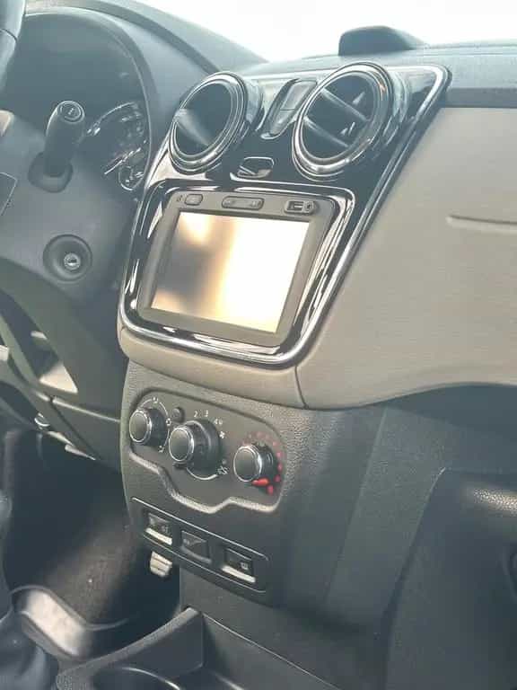 Dacia Lodgy 7-Sitze/116PS/1-Hand/Kamera/Navi/Leder/SHZ 06/2016-photo-4