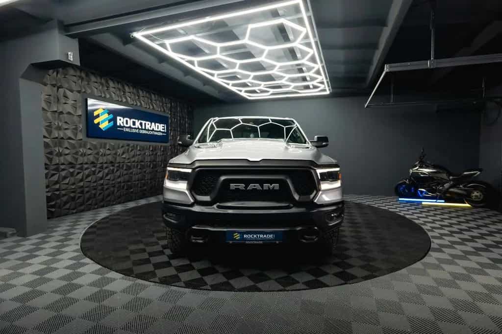 Dodge RAM 5.7 V8 HEMI 4x4 REBEL OFFROAD AXLE LOCK 19% 10/2022-photo-2