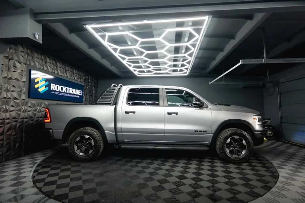 Dodge RAM 5.7 V8 HEMI 4x4 REBEL OFFROAD AXLE LOCK 19% 10/2022-photo-9