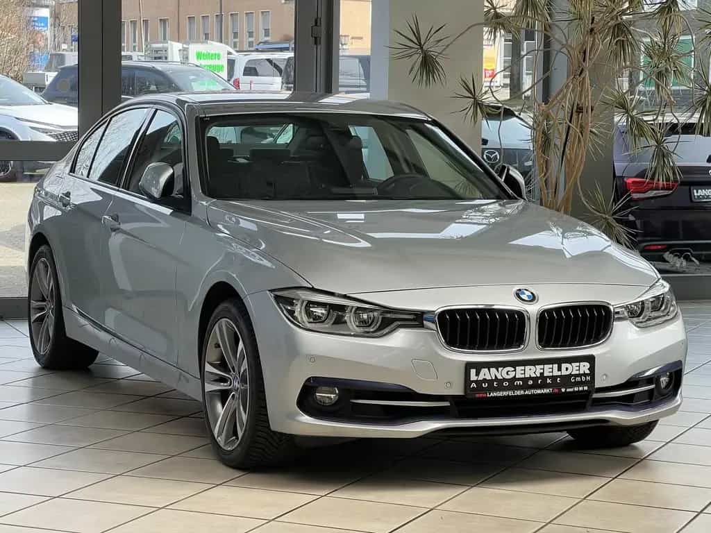 BMW 3 Series 340 i xDrive Sport Line NAVI*HUD*MEMORY*KAMERA* 03/2018-photo-0