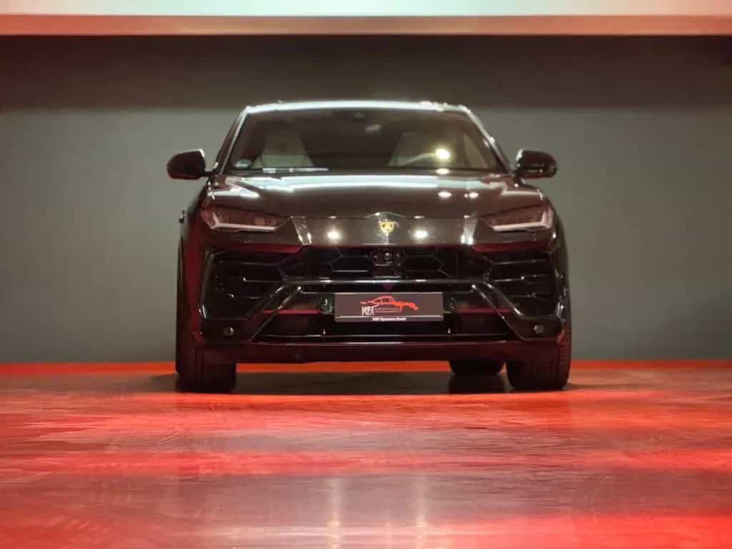 Lamborghini Urus /4.0 V8 650PS/1.HAND/PANO/22" & 23"/SERVICE! 09/2020-photo-26
