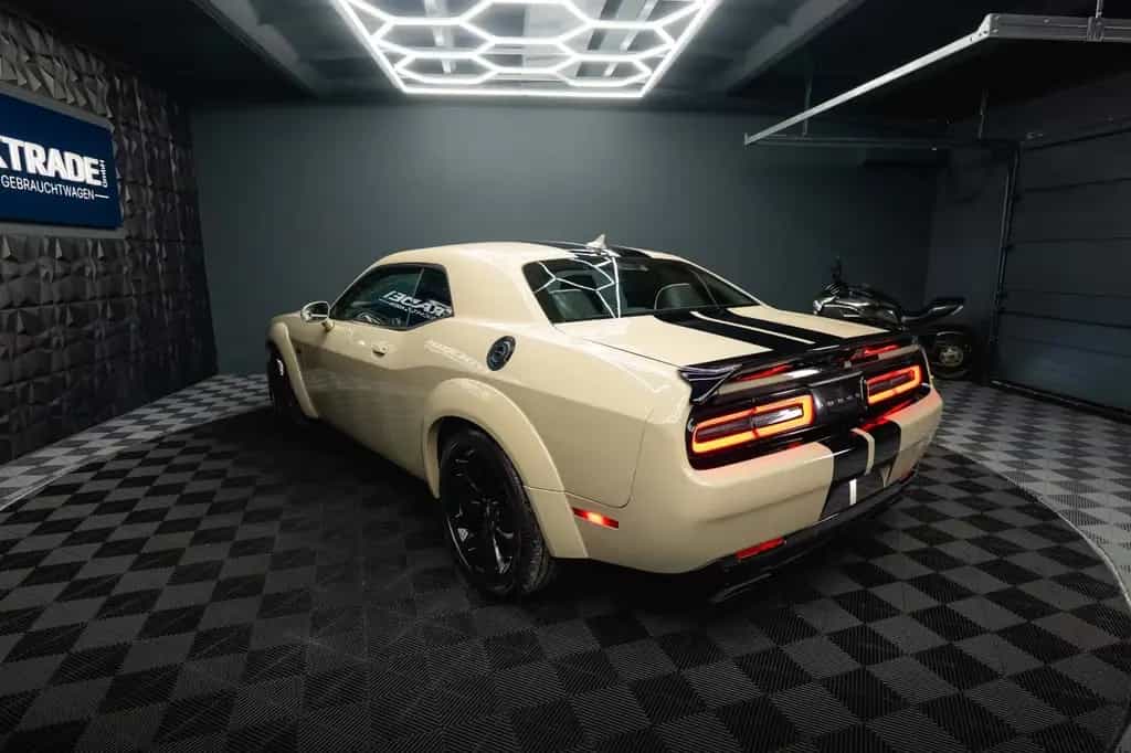 Dodge Challenger 6.4 V8 SRT 392 R/T SCAT PACK WIDEBODY 07/2019-photo-18