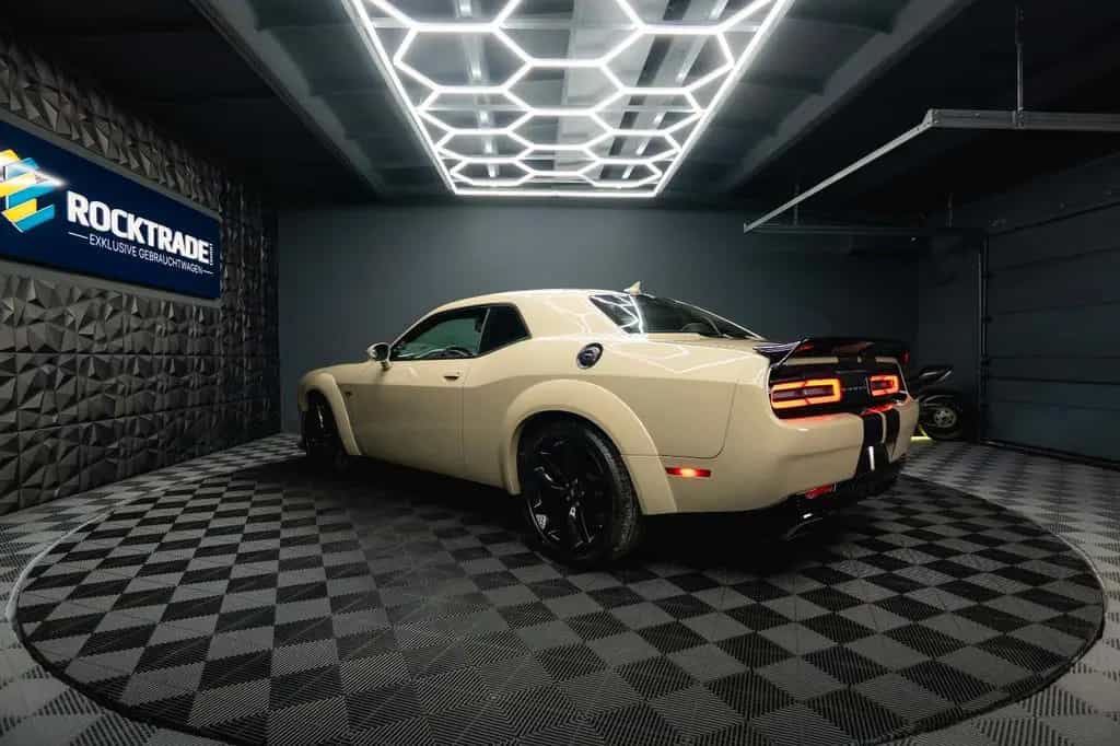 Dodge Challenger 6.4 V8 SRT 392 R/T SCAT PACK WIDEBODY 07/2019-photo-19