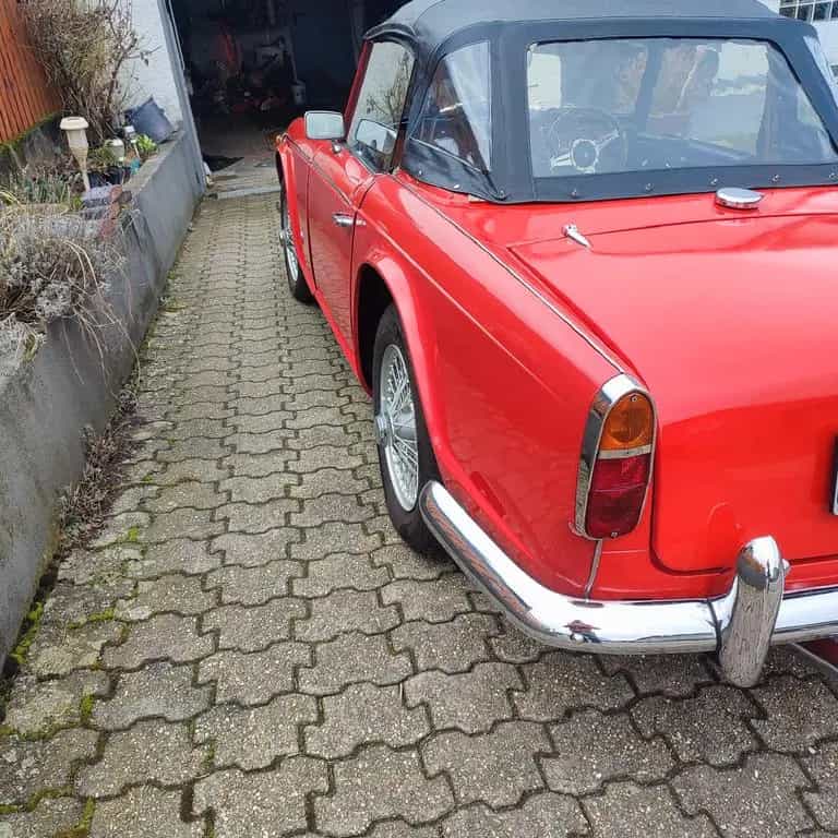 Triumph TR4 04/1966-photo-1
