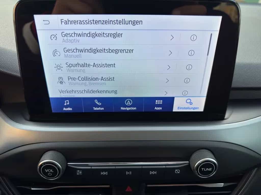 Ford Focus Turnier 1.5 TdCi * 120 PS * Automatik * 10/2022-photo-17