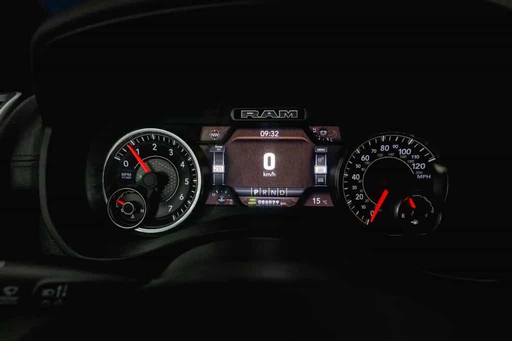 Dodge RAM 5.7 V8 HEMI 4x4 COPPERHEAD Offroad LONGBED 07/2022-photo-26