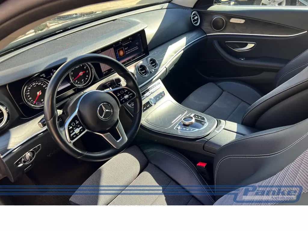 Mercedes-Benz E-Class 200 T-Modell 9G*LED*RFK*NAV*SHZ*Ambient*TotW* 10/2018-photo-12
