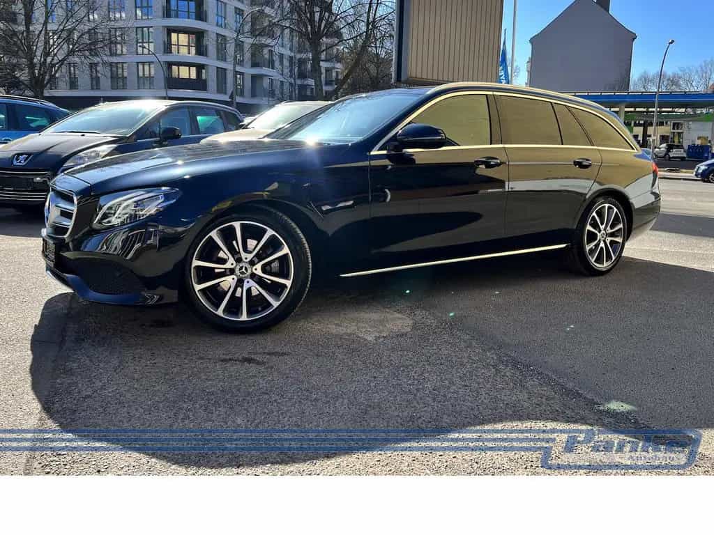 Mercedes-Benz E-Class 200 T-Modell 9G*LED*RFK*NAV*SHZ*Ambient*TotW* 10/2018-photo-17