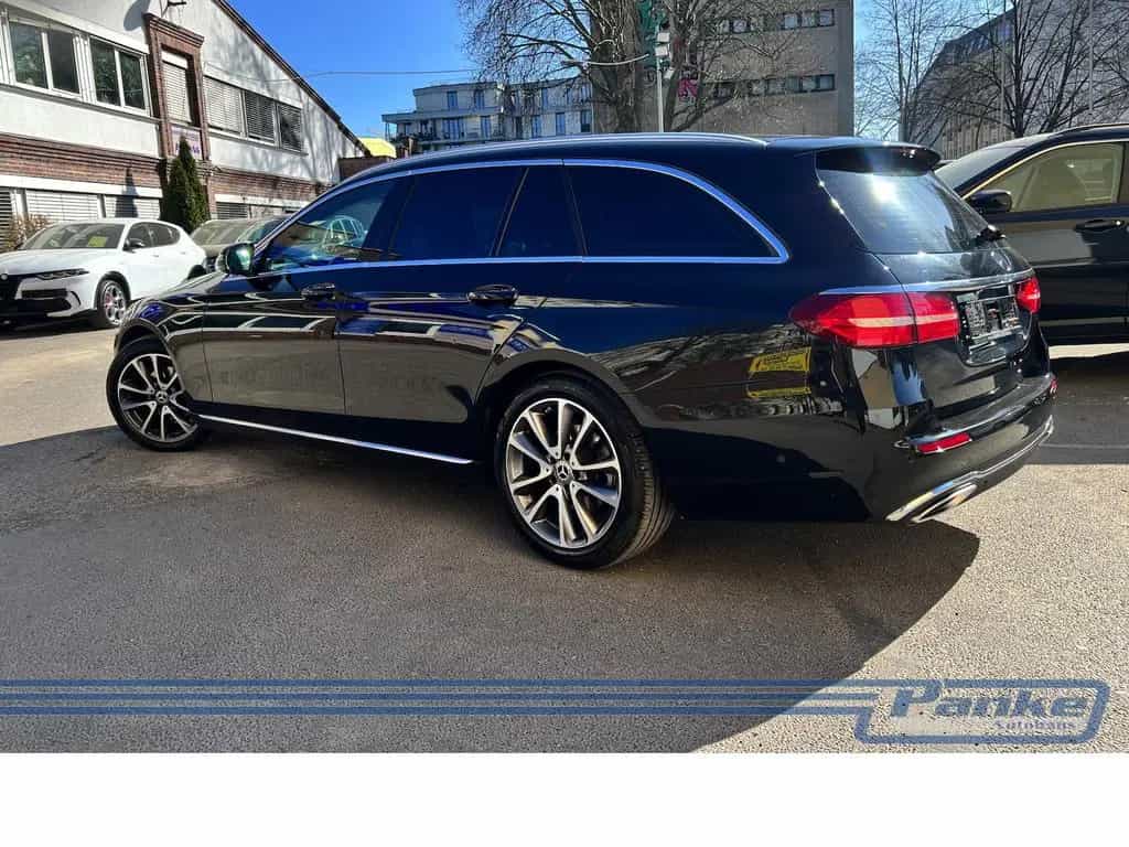 Mercedes-Benz E-Class 200 T-Modell 9G*LED*RFK*NAV*SHZ*Ambient*TotW* 10/2018-photo-18