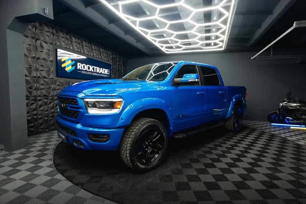 Dodge RAM 5.7 V8 HEMI 4x4 NIGHT GT SPORT  Night-Paket 01/2023-photo-1