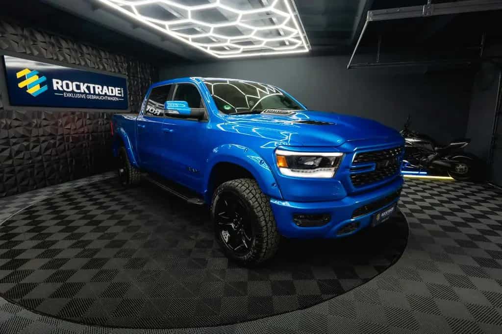 Dodge RAM 5.7 V8 HEMI 4x4 NIGHT GT SPORT  Night-Paket 01/2023-photo-10