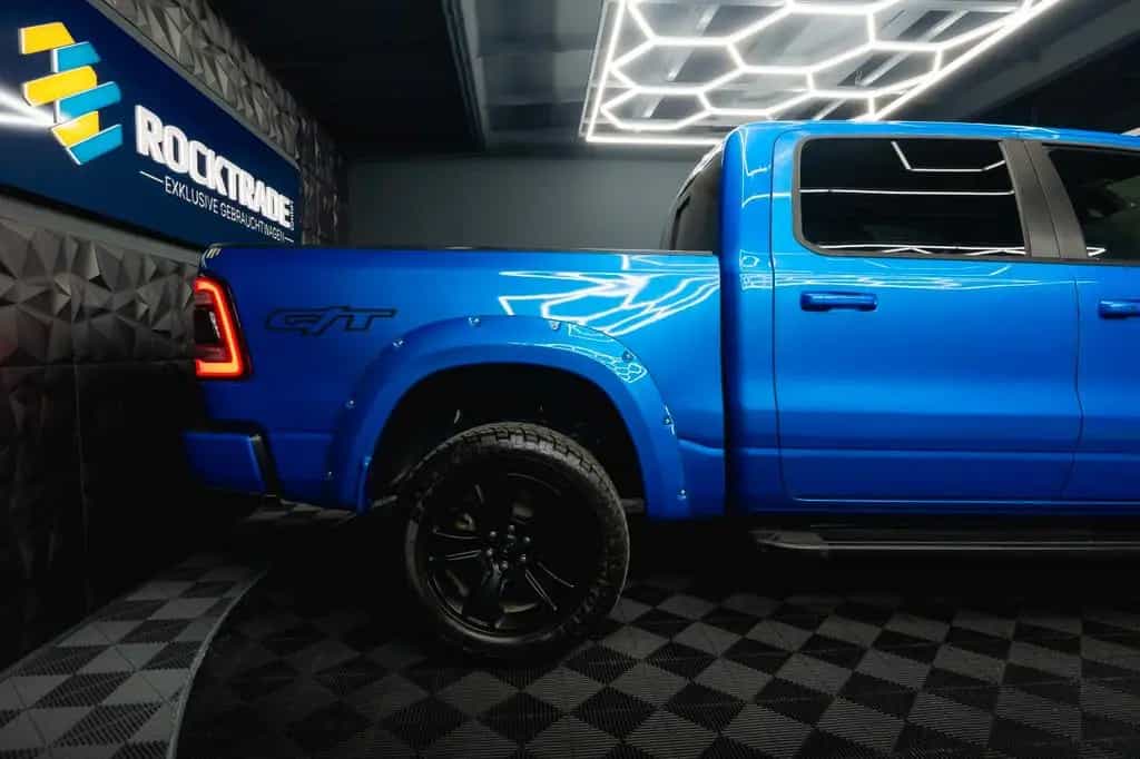Dodge RAM 5.7 V8 HEMI 4x4 NIGHT GT SPORT  Night-Paket 01/2023-photo-13