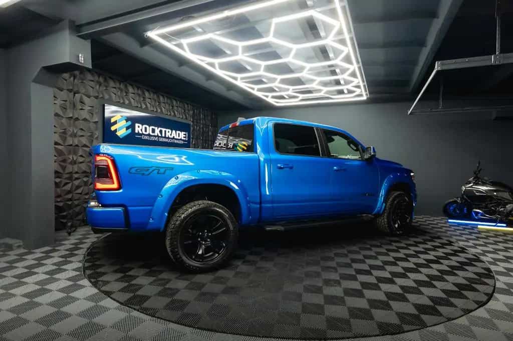 Dodge RAM 5.7 V8 HEMI 4x4 NIGHT GT SPORT  Night-Paket 01/2023-photo-16