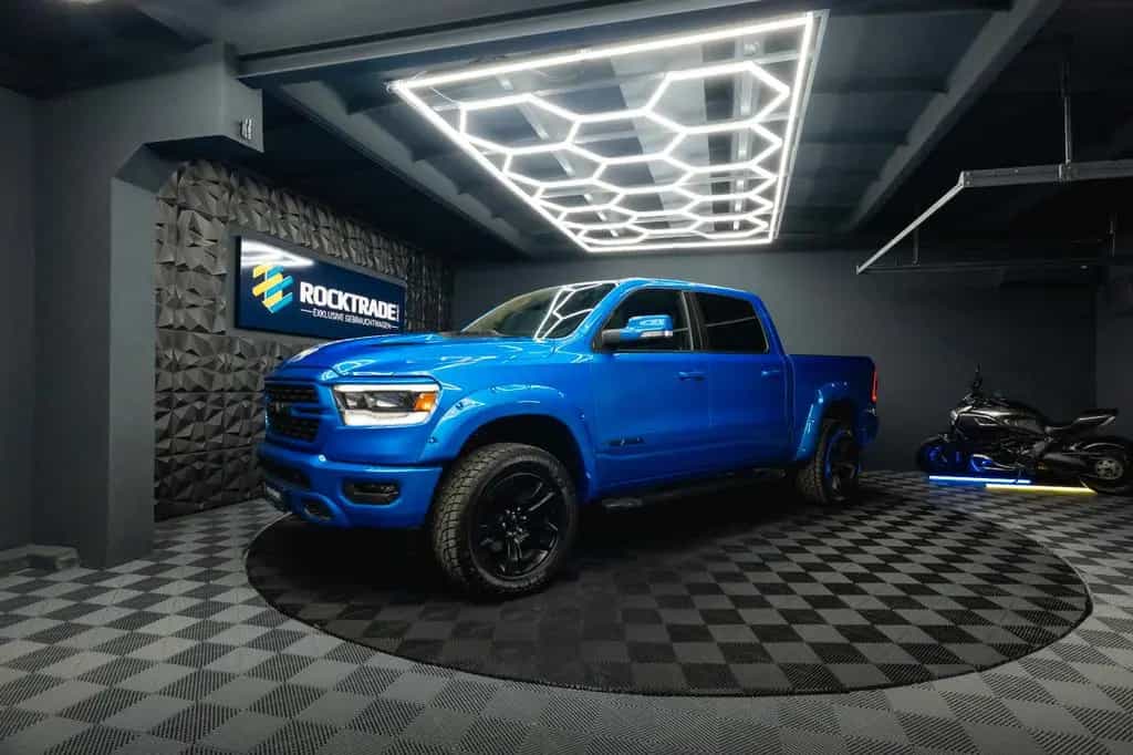 Dodge RAM 5.7 V8 HEMI 4x4 NIGHT GT SPORT  Night-Paket 01/2023-photo-2