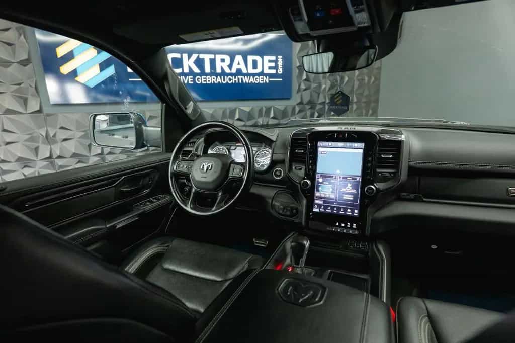 Dodge RAM 5.7 V8 HEMI 4x4 NIGHT GT SPORT  Night-Paket 01/2023-photo-25