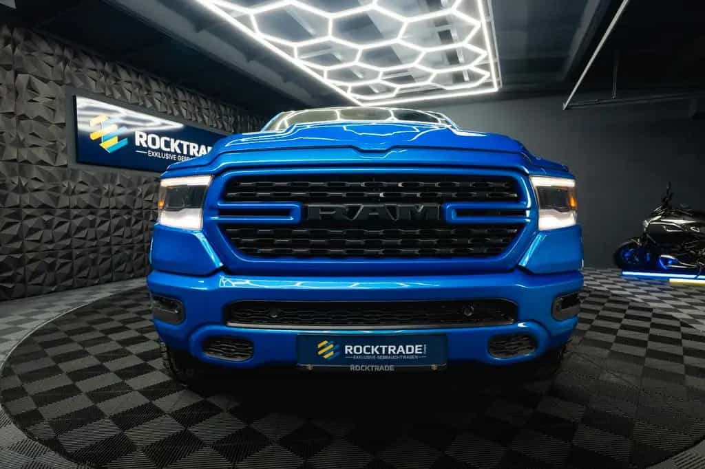 Dodge RAM 5.7 V8 HEMI 4x4 NIGHT GT SPORT  Night-Paket 01/2023-photo-7