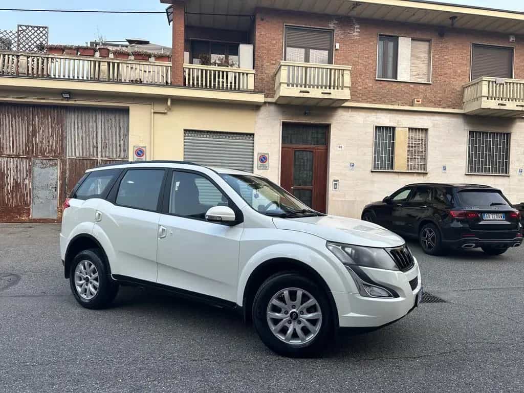 Other Other Mahindra XUV500 2.2 16V FWD W6 4x4 pochi km 03/2016-photo-2