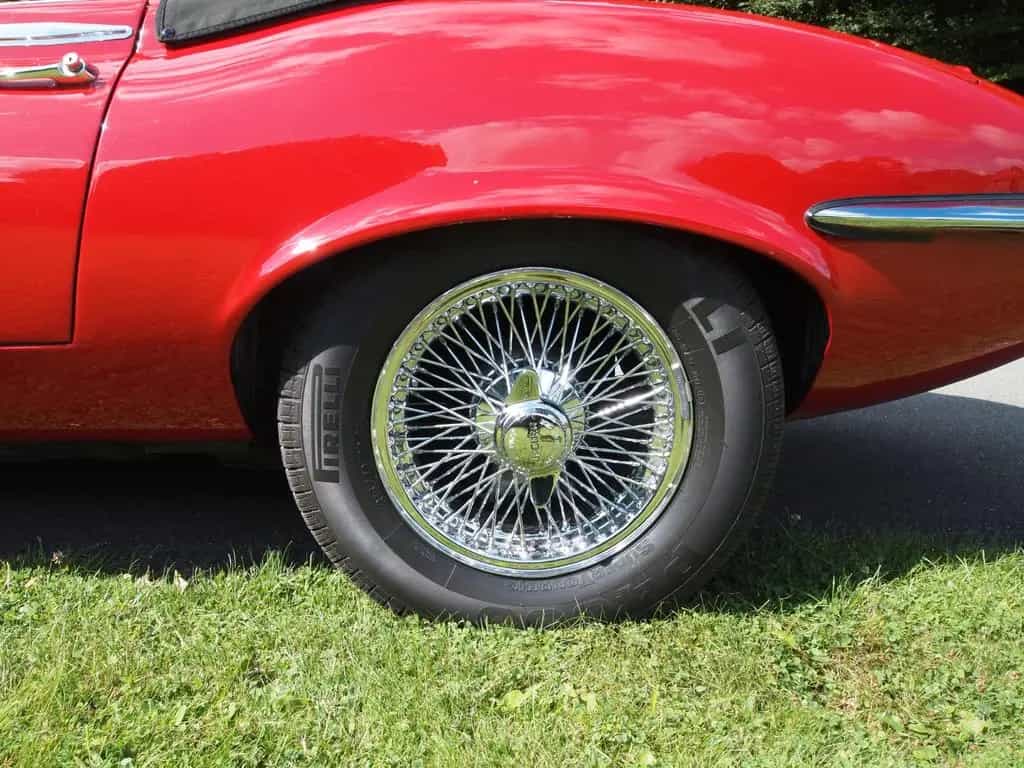 Jaguar E-Type 12/1974-photo-14