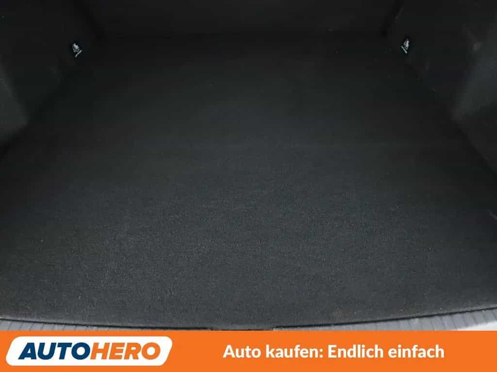 Dacia Duster 1.3 TCe Prestige 4WD*NAVI*360°CAM*PDC*SHZ 11/2019-photo-17