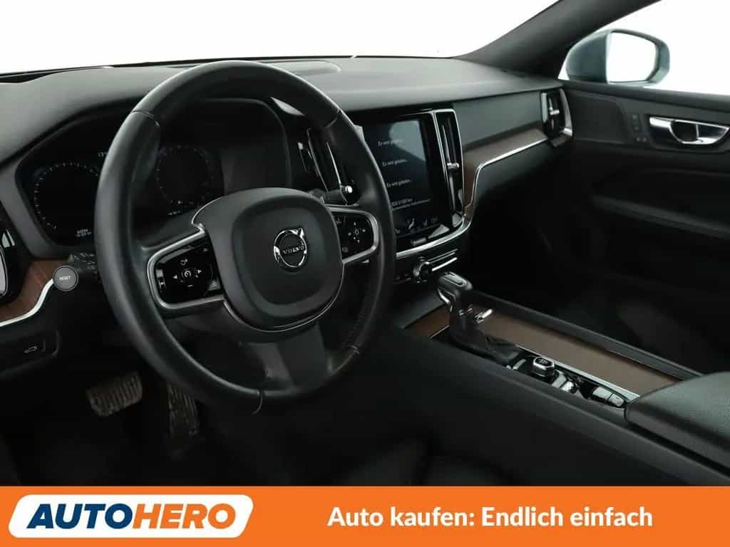 Volvo V60 Cross Country 2.0 T5 Pro AWD Aut.*NAVI*LED* 07/2020-photo-10