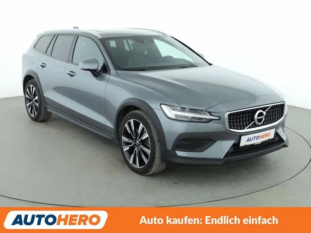 Volvo V60 Cross Country 2.0 T5 Pro AWD Aut.*NAVI*LED* 07/2020-photo-7
