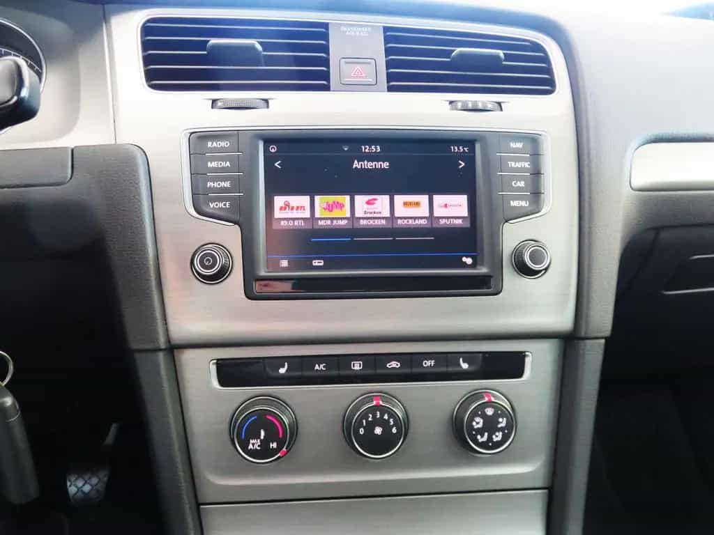 Volkswagen Golf VII Lim. Comfortline*Navi*PDC vo/hi*Tempom* 11/2016-photo-18