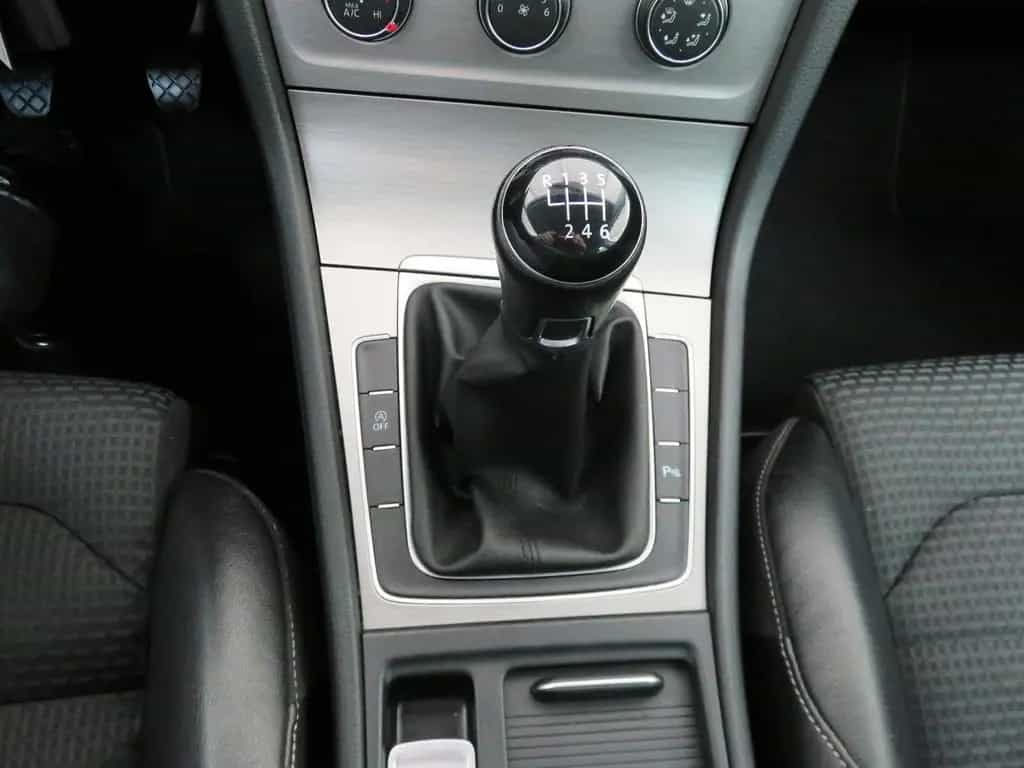Volkswagen Golf VII Lim. Comfortline*Navi*PDC vo/hi*Tempom* 11/2016-photo-19