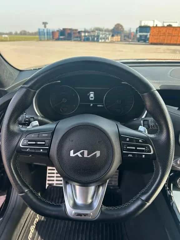 Kia Stinger 3.3 T-GDI AWD GT GT 08/2023-photo-8