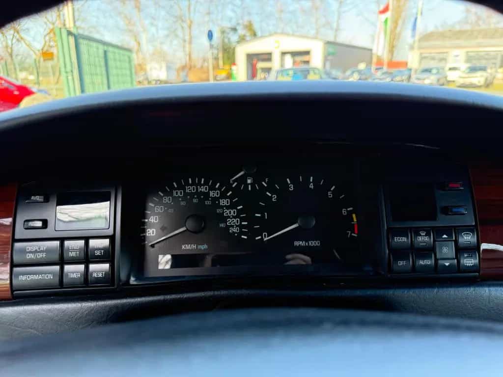 Cadillac Seville STS 4.6 V8 03/1994-photo-19