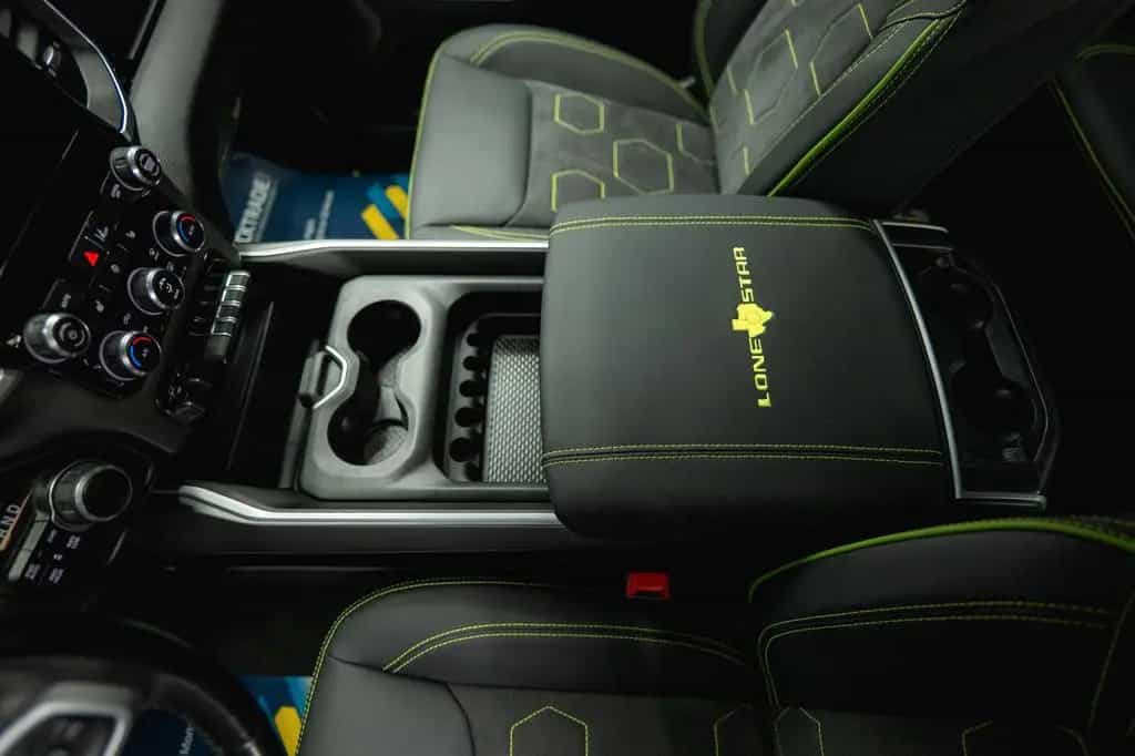 Dodge RAM 5.7 V8 HEMI 4x4 OFFROAD Night-Paket LONGBED 01/2022-photo-37