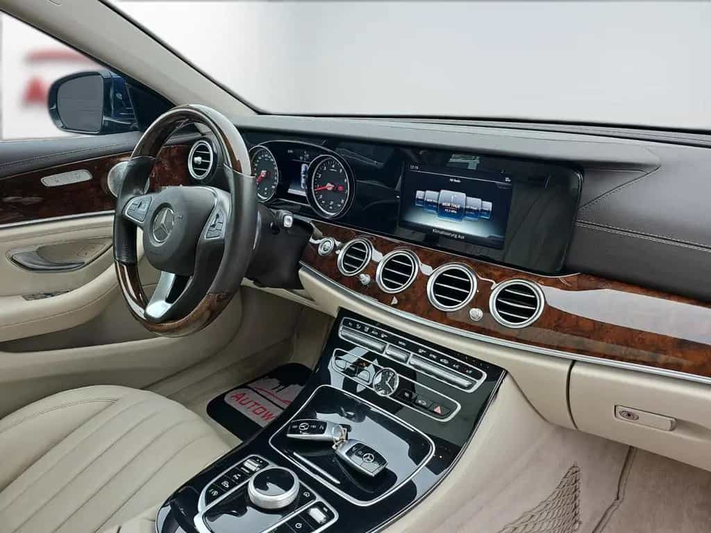Mercedes-Benz E 400 4Matic Exclusive*Multibeam*Holz*Burmester* 11/2016-photo-13