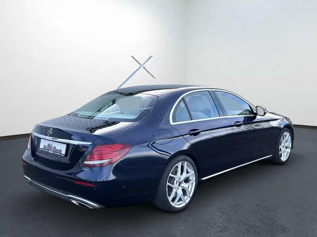 Mercedes-Benz E 400 4Matic Exclusive*Multibeam*Holz*Burmester* 11/2016-photo-3