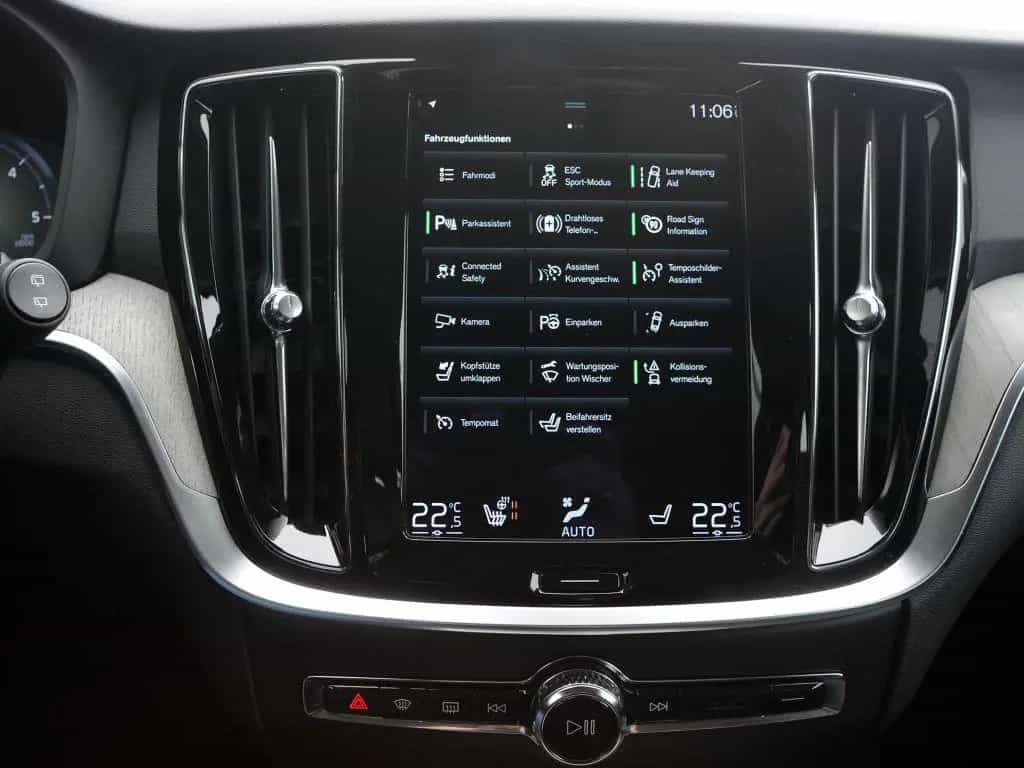 Volvo V60 Cross Country B4 D AWD Geartronic Pro *AHK* 02/2022-photo-12