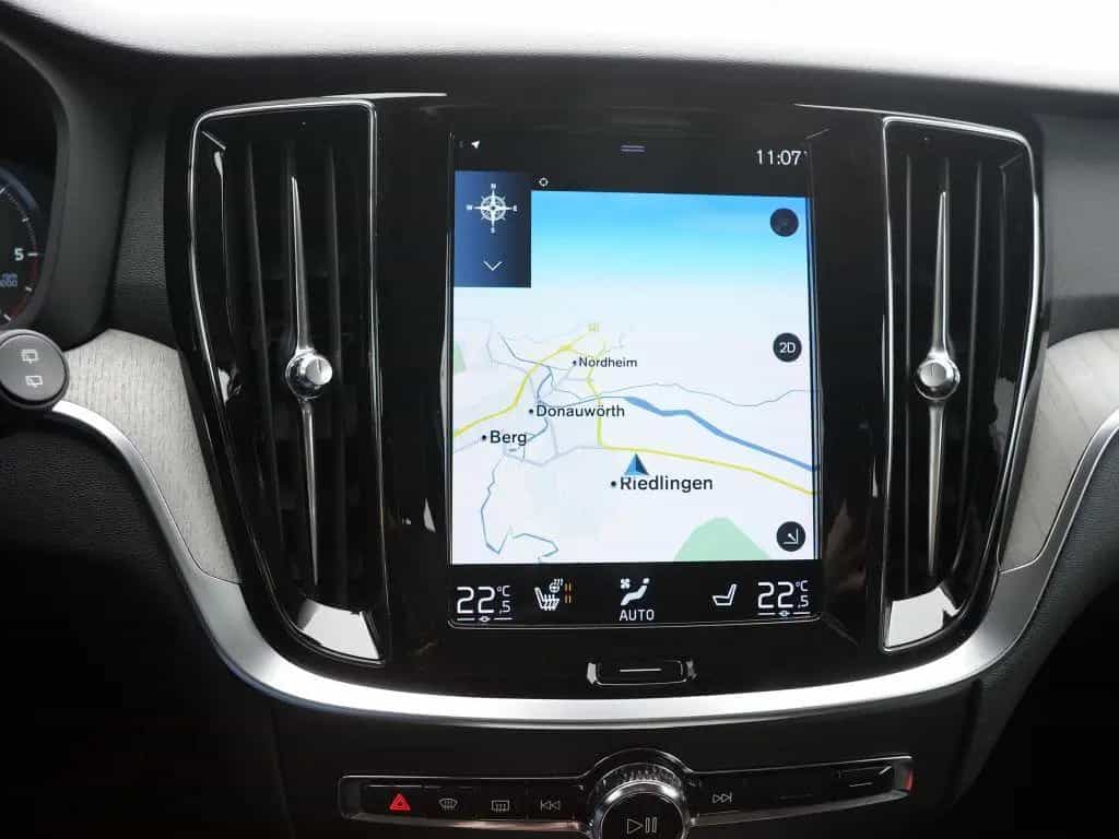 Volvo V60 Cross Country B4 D AWD Geartronic Pro *AHK* 02/2022-photo-14