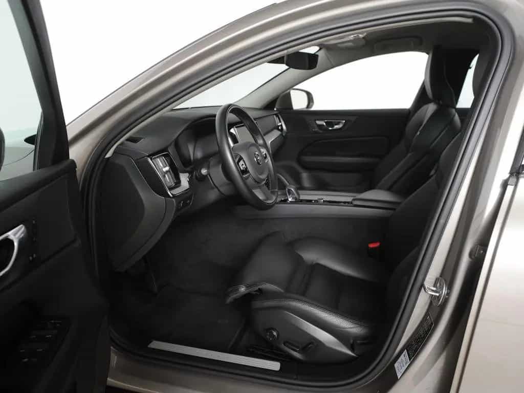 Volvo V60 Cross Country B4 D AWD Geartronic Pro *AHK* 02/2022-photo-8