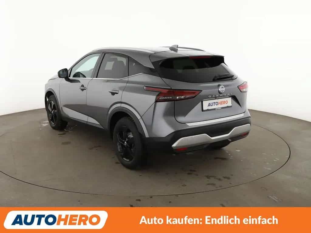 Nissan Qashqai 1.3 DIG-T Mild-Hybrid Tekna+ Aut*NAVI* 07/2021-photo-3