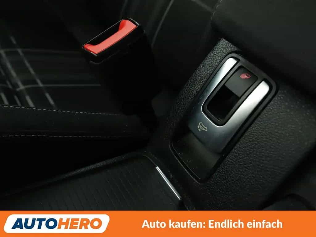 Volkswagen Golf VI 1.2 TSI Lounge BlueMotion Tech*NAVI*PDC* 04/2016-photo-25