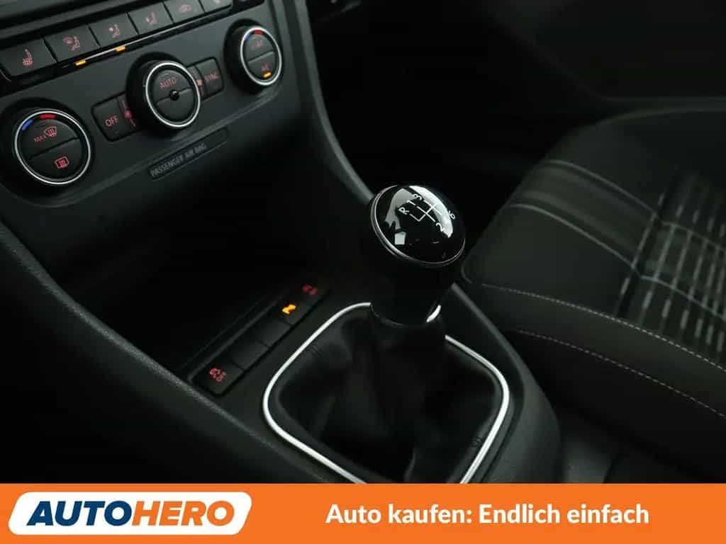 Volkswagen Golf VI 1.2 TSI Lounge BlueMotion Tech*NAVI*PDC* 04/2016-photo-27