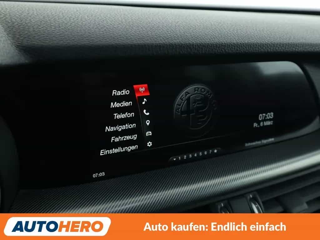 Alfa Romeo Stelvio 2.2 JTDM Super Q4 Aut.*NAV*XENON*ACC*CAM*PDC* 11/2017-photo-21